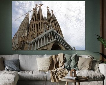 Sagrada Família, back cover by Lisa Bechtel