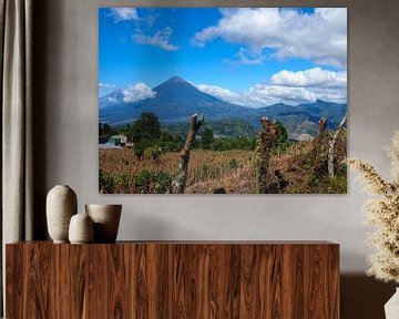 Vulkan in Guatemala by Patrick Hundt
