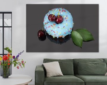 Donut vor grauem Hintergrund von Ulrike Leone