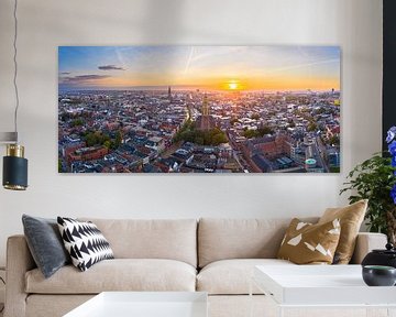 Panorama Zonsopkomst boven Groningen-Stad van Droninger