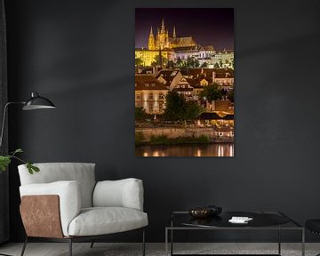 Château de Prague et cathédrale Saint-Guy de nuit sur Melanie Viola