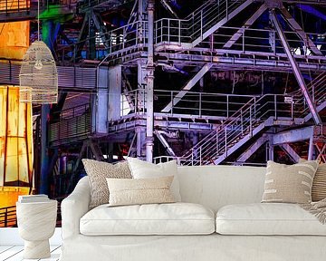 Nachts beleuchtete Stahlkonstruktion im Landschaftspark Duisburg-Nord von Jeroen Kleiberg