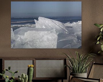 IJsschotsen in het Markermeer by Menno Bausch