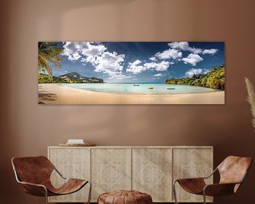 Caribisch strand op het eiland Grenada in het Caribisch gebied. van Voss Fine Art Fotografie
