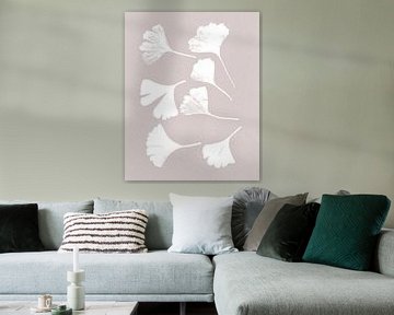 Ginkgo bladeren op licht lila. Botanische illustratie vintage stijl van Dina Dankers