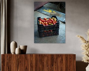 Stray tomatoes by Tatiana Tor Photography