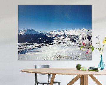 Winterpanorama in het Oberengadin, Zwitserland van Ralph Rainer Steffens