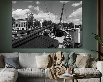 Vieux voiliers dans le centre de Dordrecht. sur scheepskijkerhavenfotografie