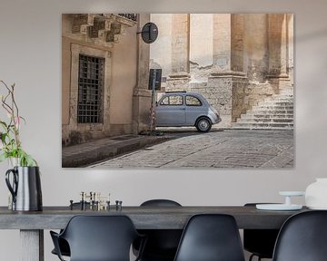 Straatbeeld van een auto in Noto | Italië van Photolovers reisfotografie