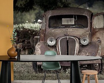 Old Simca 8