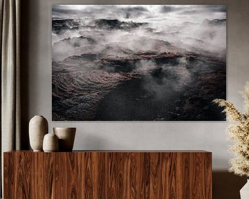 Verdampfende Wolken über dem Vulkan Krafla (Island) von Martijn Smeets
