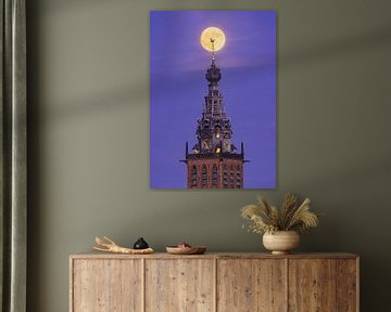 Stevenskerk Nijmegen gefotografeerd tijdens volle maan van Patrick van Os