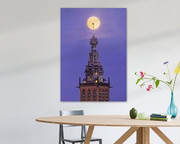 St Stevenskerk Nijmegen photographié pendant la pleine lune