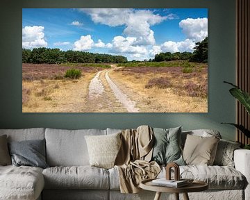 https://www.werkaandemuur.nl/nl/shopwerk/Westerheide-in-bloei/1018155
