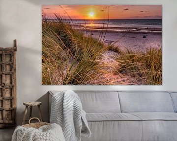 Zonsondergang in de duinen van Nieuwvliet (Zeeland) van Rick van de Kraats