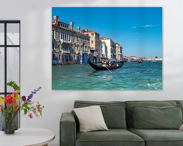 Romantische Gondelfahrt in Venedig von Animaflora PicsStock