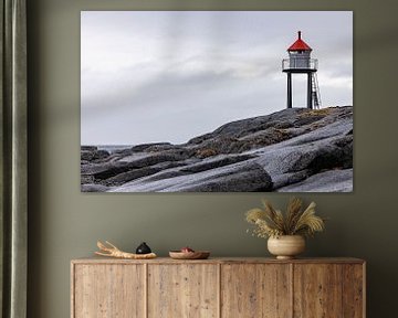 Lighthouse on Lofoten by Frank Pietersen