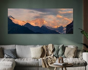 Zonsondergang in het Berner Oberland van Henk Meijer Photography