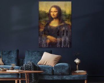 Mona Lisa derrière une fenêtre mouillée