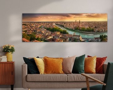 Skyline panorama van de stad Verona in Italië van Voss Fine Art Fotografie