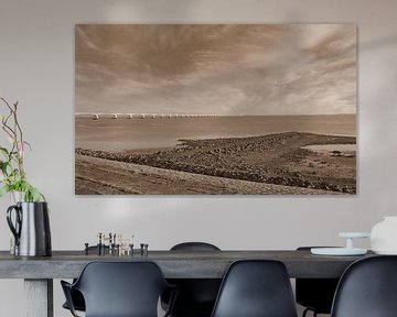 Pont de Zélande dans un paysage sépia sur Jose Lok