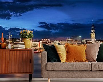 Hamburg skyline in de avond. van Voss Fine Art Fotografie