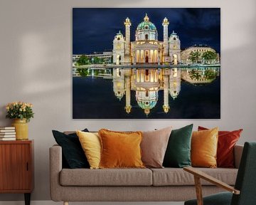 De Karlskirche in de stad Wenen in Oostenrijk. van Voss Fine Art Fotografie
