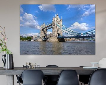 Tower Bridge London van Tineke Visscher