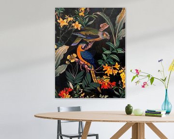 Kleurrijke papegaai in de middernachtelijke jungle van Floral Abstractions