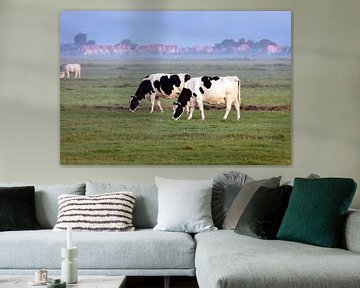 Grazende koeien in de wei van Peter de Kievith Fotografie