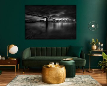 Millenium Bridge , London , schwarz weiss von Manfred Voss, Schwarz-weiss Fotografie
