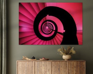 Roze trappenhuis van Manon Nijssen
