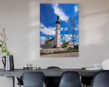 De kerk van Eisendorf in de regio Hallertau van ManfredFotos