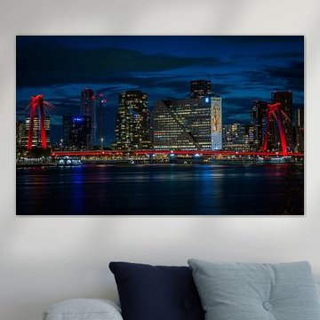 Foto van de Willemsbrug in Rotterdam