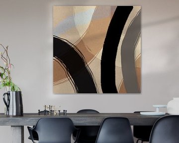 Abstracte cirkels in pastelbruin, grijs en zwart op beige van Dina Dankers