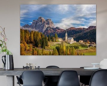 Herfst in Colle Santa Lucia en Selva di Cadore, Dolomieten van Dieter Meyrl