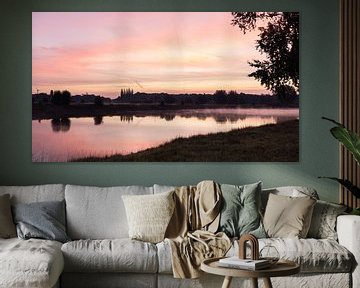 Sonnenaufgang mit Nebel über der IJssel bei Deventer von SchumacherFotografie