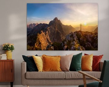 Watzmann Ostwand bei Sonnenaufgang von Dieter Meyrl