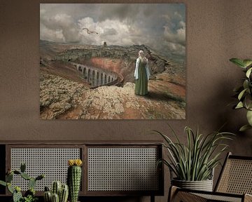 Vrouw kijkt naar de verlaten stad van Gerben van Buiten