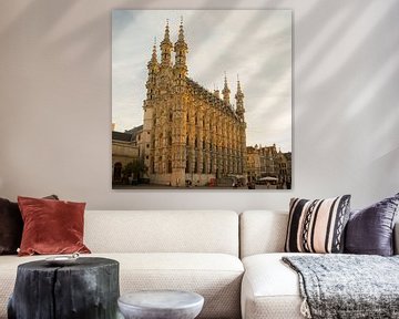 Stadhuis van Leuven tijdens het gouden uur