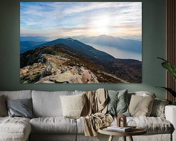 Blick vom Monte Gambarogno auf den Lago Maggiore von Leo Schindzielorz