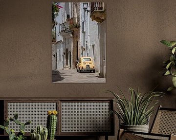 Fiat 500 in street in Specchia (2) by Jolanda van Eek en Ron de Jong