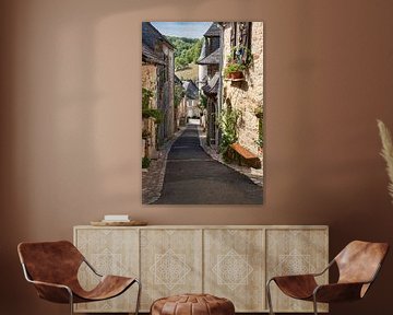 Turenne , een dorp in de limousin frankrijk met kalkstenen huizen