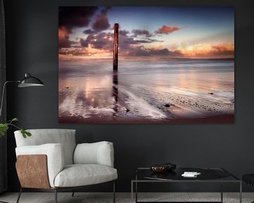 Holländischer Sonnenaufgang am Strand von Texel von Jos Reimering