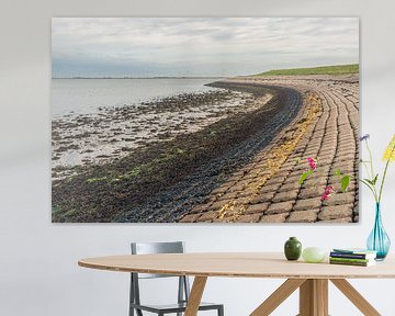 Flood barrier at the Krabbenkreek, Sint-Annaland (Tholen) by Ruud Morijn