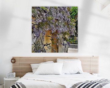 Tumbling Wisteria van Dorothy Berry-Lound