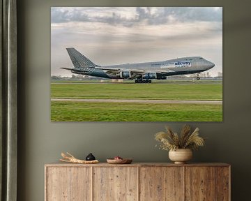 Silkway West Boeing 747-400F landt op Polderbaan.