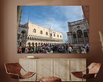 Der Dogenpalast auf dem Markusplatz in Venedig von t.ART