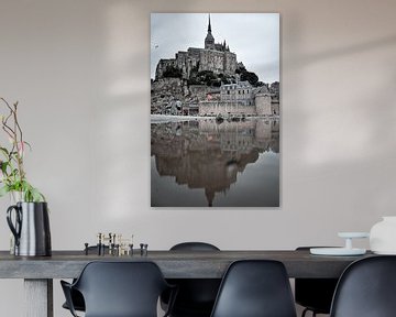 Reflexion des Mont Saint-Michel von Bram Mertens