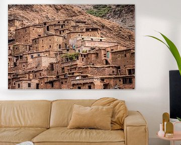 Village de caméléons construit en argile dans les montagnes du Moyen Atlas au Maroc sur Wout Kok